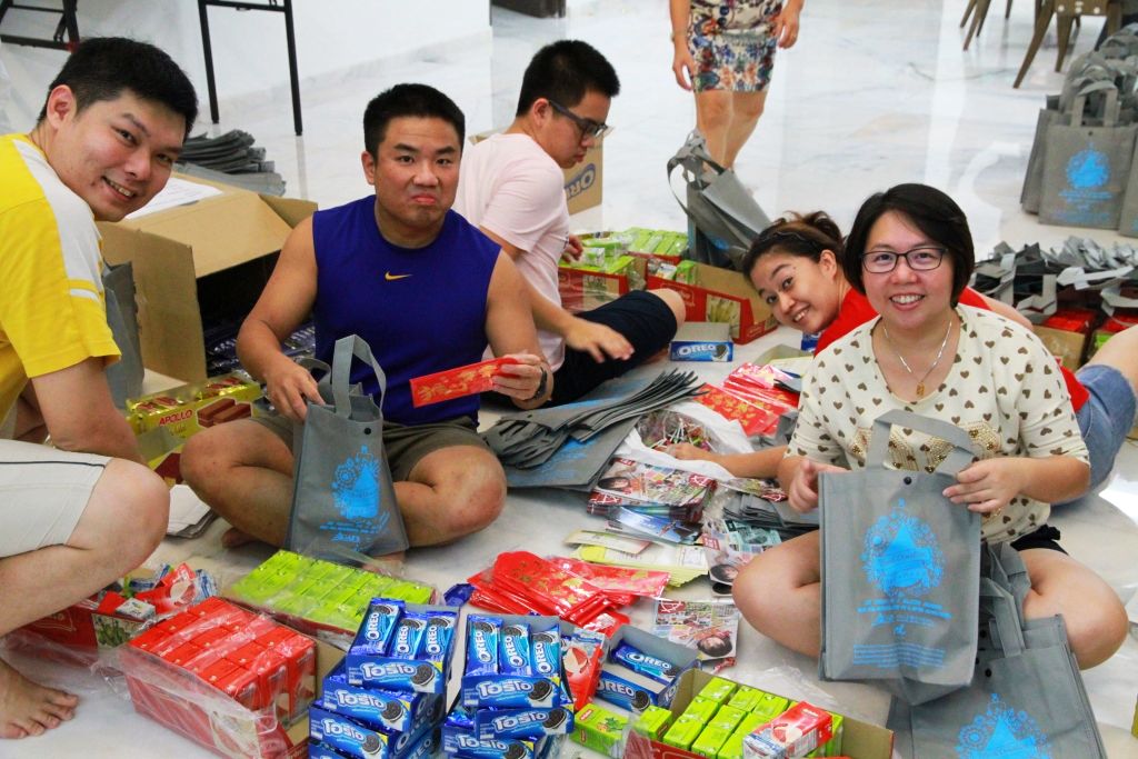 Red Packets, Goodies Bag, Yeos, Oreo